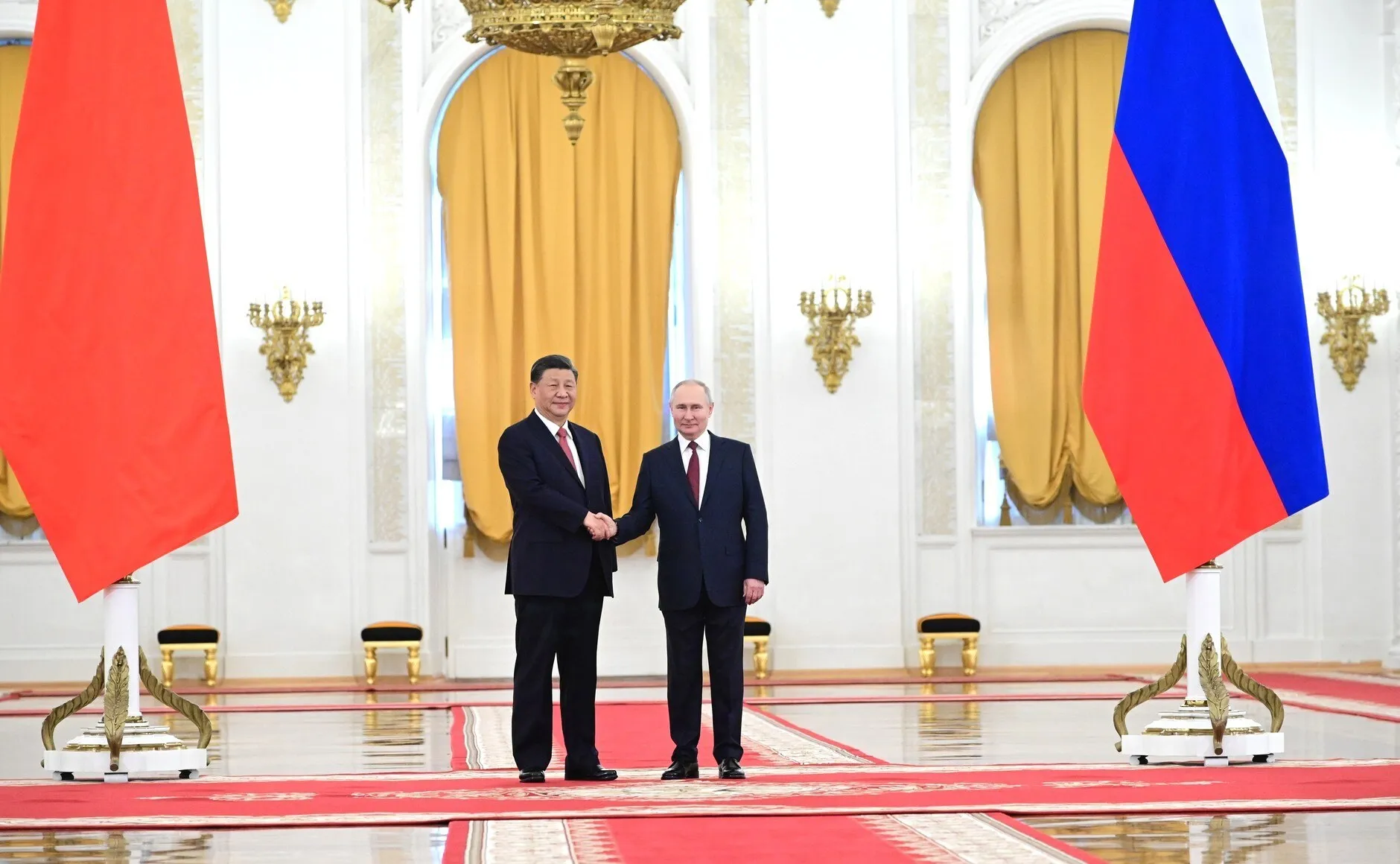 Poutine et Xi Jinping au Grand Palais du Kremlin, mars 2023 : un marché d’écoulement se remplace, une source de développement — non (photo : kremlin.ru, CC BY 4.0).